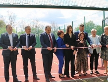 SOMIANKA: Szkoła Podstawowa w Kręgach ma nowe boisko wielofunkcyjne (FOTO)
