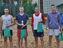 SIATKÓWKA: Plażówka bez słońca (foto)