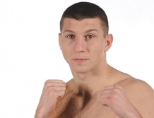 BOKS: Mateusz Tryc znów wygrywa przed czasem