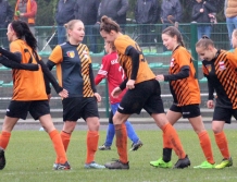 PIŁKA NOŻNA: Demolka w deszczu (foto)