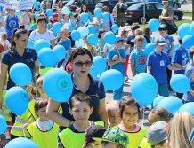 Niebieskie serce dla autyzmu (foto)