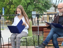 Narodowe Czytanie na placu Miejskim (foto)