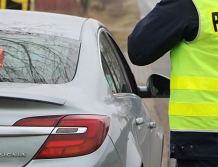 Jechał pod prąd. Padły strzały ostrzegawcze