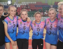 SIATKÓWKA: Młode zawodniczki UKS Polonez w finale Mistrzostw Mazowsza