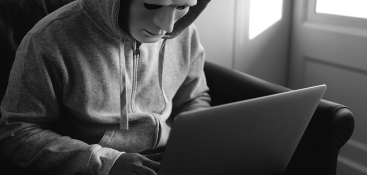 Uważaj w Internecie! Oszukują na potęgę!