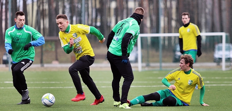 PIŁKA NOŻNA: Wymakracz Długosiodło gromi w meczu kontrolnym (FOTO)