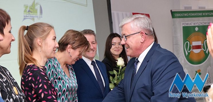 Powiatowe obchody Dnia Edukacji Narodowej (FOTO)