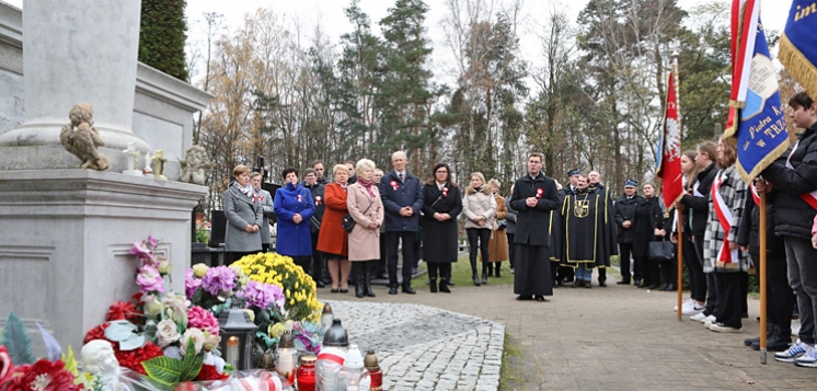 BRAŃSZCZYK: Mieszkańcy uczcili 104. rocznicę odzyskania niepodległości (FOTO)