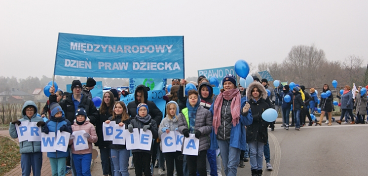 DŁUGOSIODŁO: Uczniowie świętują Międzynarodowy Dzień Praw Dziecka (FOTO)