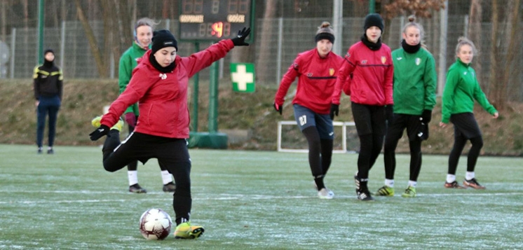 PIŁKA NOŻNA: Loczki zaczynają rundę wiosenną. Ostatni sparing na plus (FOTO)