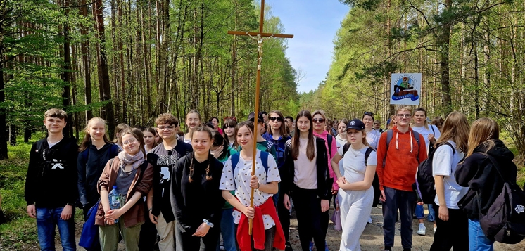 Wyszkowska pielgrzymka do sanktuarium w Osuchowej (FOTO)