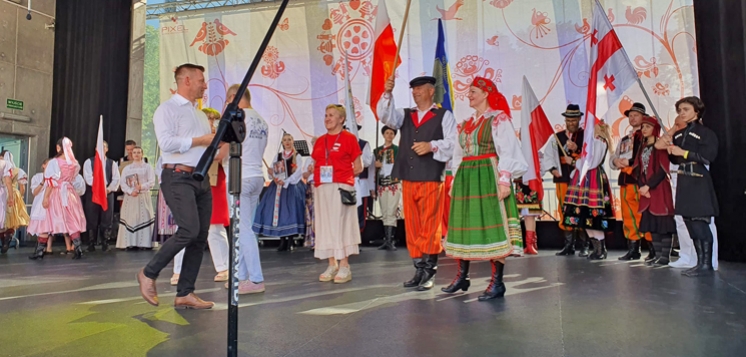 Oberek na światowym festiwalu