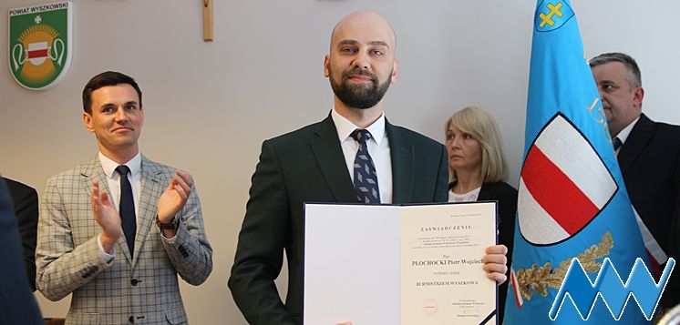 Ślubowanie nowych władz Wyszkowa. Adam Szczerba przewodniczącym rady (FOTO)