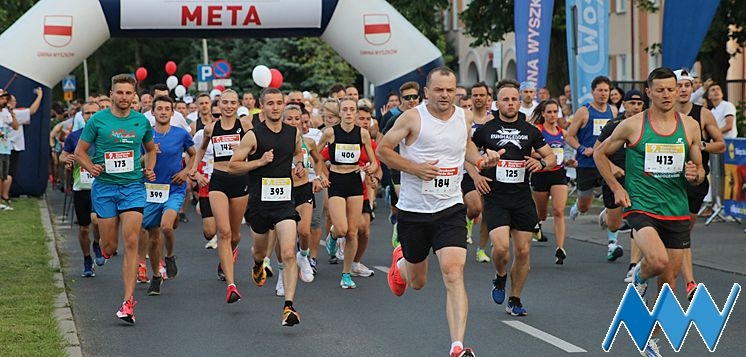 BIEGI: To już dziewiąta Wyszkowska Dycha Nocą (FOTO)