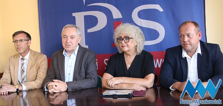 Biuro PiS zawieszone. Będą poselskie dyżury