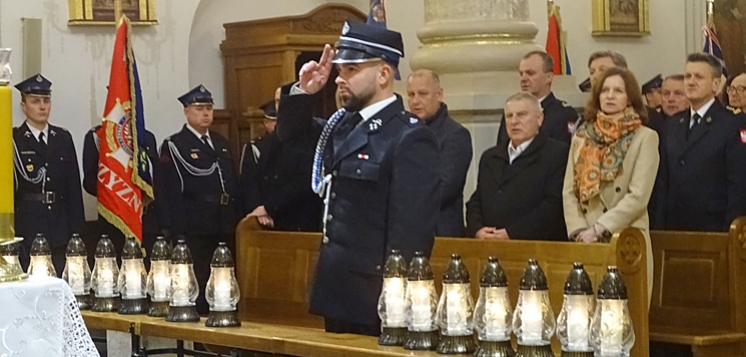 Mundurowe zaduszki strażaków i żołnierzy (FOTO)