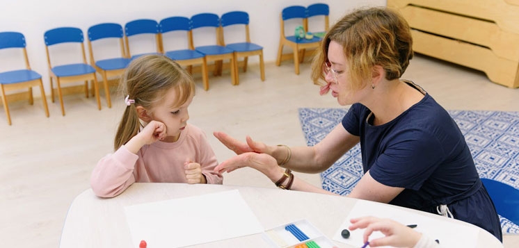 Czy praca z dziećmi to powołanie? Wymagania psychologiczne dla nauczycieli przedszkolnych