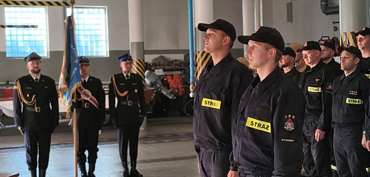 Nowi strażacy złożyli ślubowanie (FOTO)