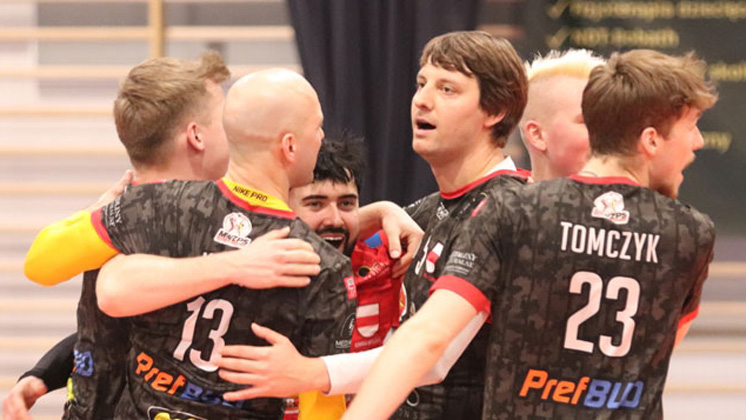 SIATKÓWKA: Volley wygrywa z Zawkrzem