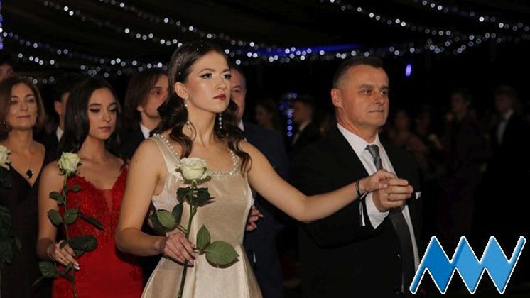 Studniówka maturzystów Zespołu Szkół nr 3 w Wyszkowie (FOTO)