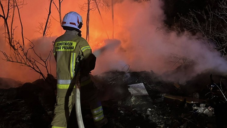 SOMIANKA: Pożar dzikiego wysypiska śmieci (FOTO)