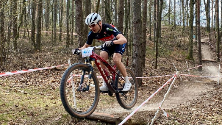 KOLARSTWO: Setki zawodników w Rząśniku