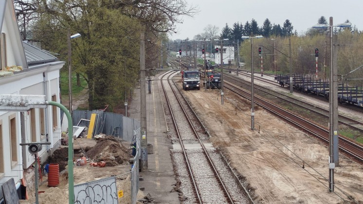 Remont linii kolejowej. Od środy będą zamykać przejazdy kolejowe w Gminie Wyszków (FOTO)