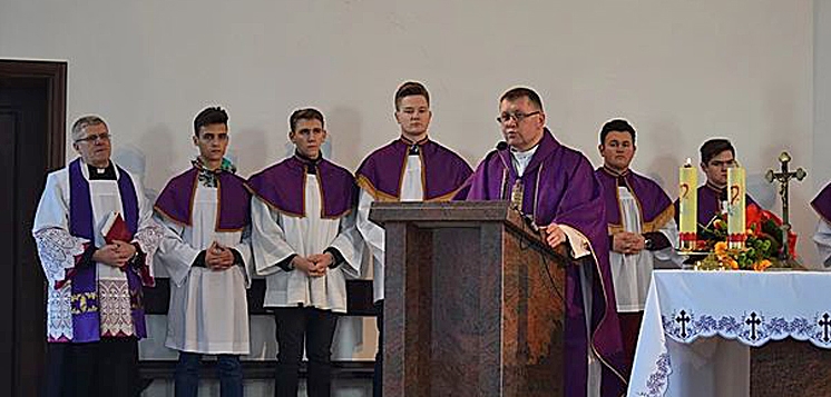 Parafia w Leszczydole ma nowego proboszcza