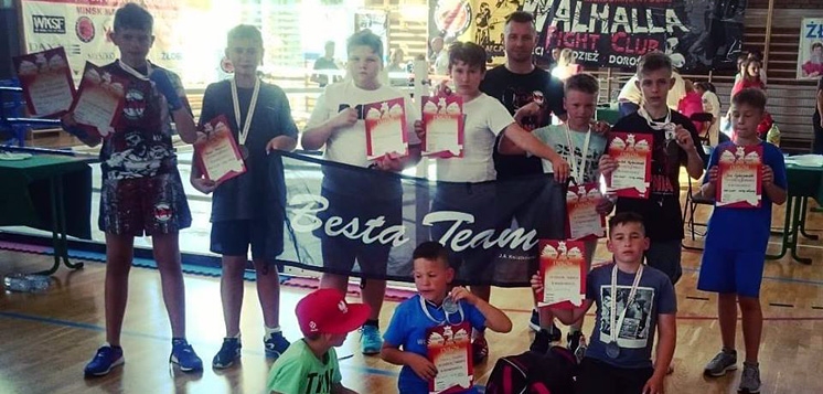 KICKBOXING: 9 medali wyszkowian w Pucharze Polski