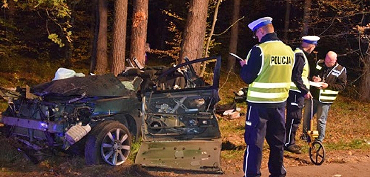 Tragiczny wypadek. Nie żyją trzy 20-letnie koleżanki