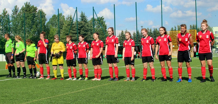 PIŁKA NOŻNA: Upalne punkty (foto)