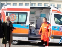 Nowa karetka w szpitalu (foto)