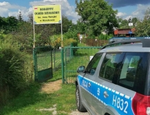 Dzielnicowi odwiedzają działkowiczów
