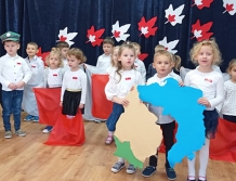 Rocznicę odzyskania niepodległości świętowały dzieci z Przedszkola nr 9 (FOTO)