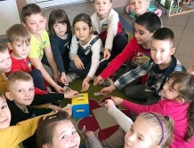 RZĄŚNIK: Szkoły w Komorowie i Rząśniku solidarne z Ukrainą