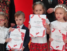 DŁUGOSIODŁO: Gminny Konkurs Piosenki Patriotycznej „W sercu małego Polaka” (FOTO)