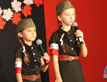 DŁUGOSIODŁO: Śpiewali i... tańczyli dla Niepodległej (FOTO)