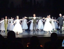 Nieformalna grupa miłośników opery i baletu w Teatrze Wielkim na balecie „Giselle” (FOTO)