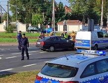 Kolizja z policyjnym radiowozem (FOTO)