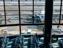 Oszczędź czas i pieniądze dzięki dobrze zaplanowanemu parkingowi przy lotnisku