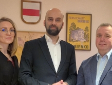 Alicja Staszkiewicz i Piotr Eychler nie będą zastępcami burmistrza. Nowym zastępcą Artur Laskowski