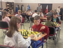 BRAŃSZCZYK: Międzyszkolny Turniej Szachowy „Szach – Mat” (FOTO)