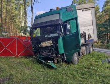 Tragiczny wypadek w Pustych Łąkach. Nie żyje 39-letni kierowca