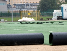 Na stadionie wiosna! (foto)