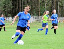 PIŁKA NOŻNA: Loczki wygrywają sparingi (foto)