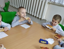 RZĄŚNIK: Pomóż Piotrusiowi odzyskać słuch! (foto)