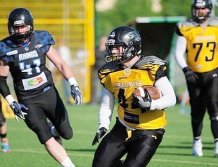 FUTBOL AMERYKAŃSKI: Sześć meczów Rhinosów