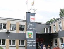 Starostwo i urząd miejski otwarte od wtorku