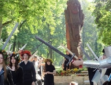 Czemu, Cieniu, odjeżdżasz? (foto)