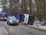 Wypadek autobusu pod Wyszkowem. Wiele osób rannych (FOTO) [AKTUALIZACJA] - Wydarzenia - zdjęcie 1